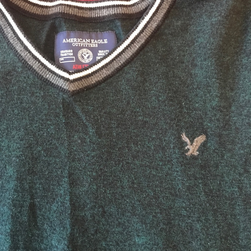 Green American Eagle Sweater- barely worn!